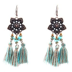 *ALICA* Green Star x Tassel Fashion Earrings